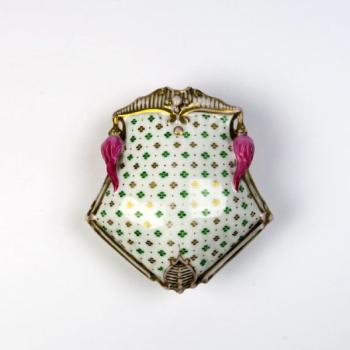 Porcelain paperweight Porcelain paperweight