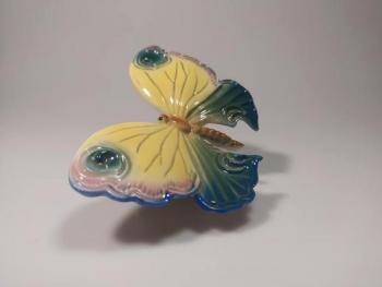 Porcelain Figurine - 1930 Porcelain Figurine - 1930