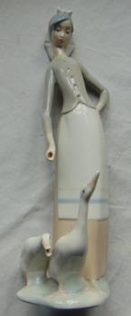 Porcelain Girl Figurine - 1930 Porcelain Girl Figurine - 1930