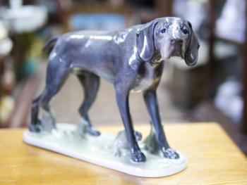 Porcelain Dog Figurine - porcelain - F. Diller, Rosenthal - 1915 Porcelain Dog Figurine - porcelain - F. Diller, Rosenthal - 1915
