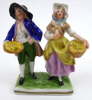 Porcelain Figurine - porcelain - 1955 Porcelain Figurine - porcelain - 1955