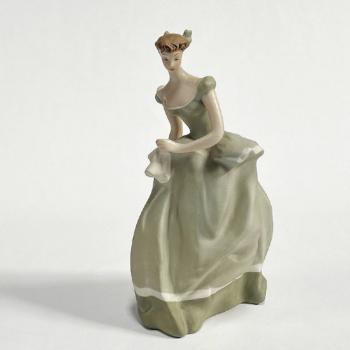 Porcelain Figurine - white porcelain - 1960 Porcelain Figurine - white porcelain - 1960
