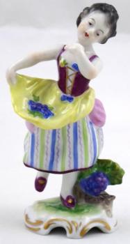 Porcelain Figurine - porcelain - 1930 Porcelain Figurine - porcelain - 1930