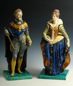 A pair of statues of imperator and a lady